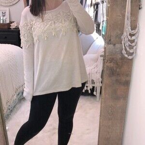 Mittoshop size small ivory crochet sweatshirt
